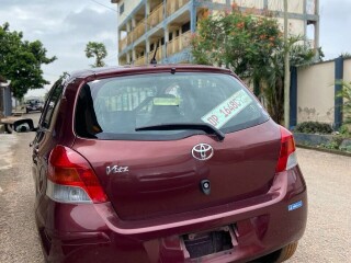 Neat Cars from Japan Available For Sale (Toyota Vitz)